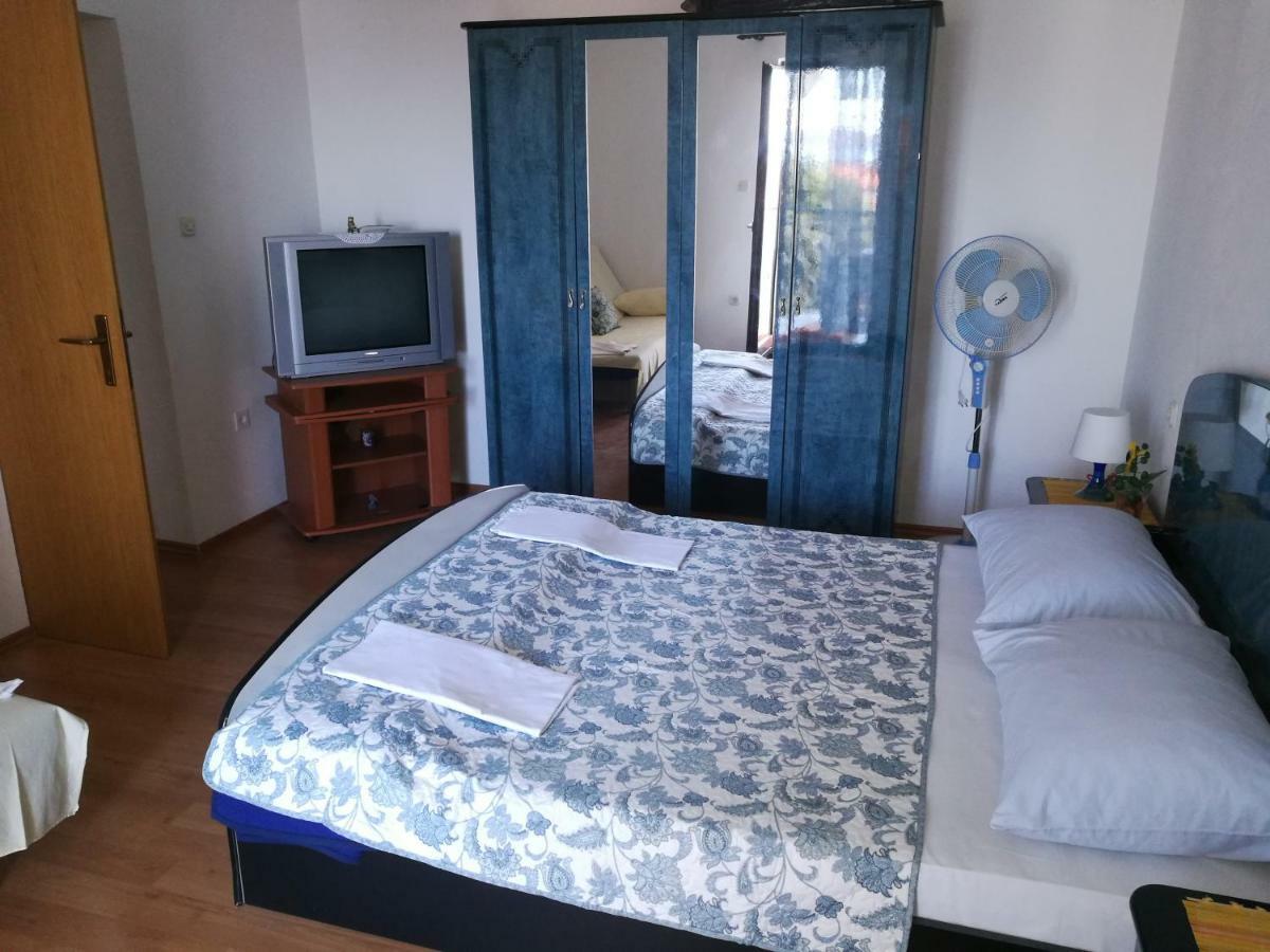 Apartman Ban Brodarica  Eksteriør billede